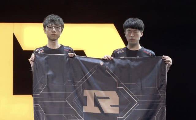 的双重加持 的双重加持