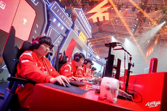 霍尔在比赛 霍尔在比赛